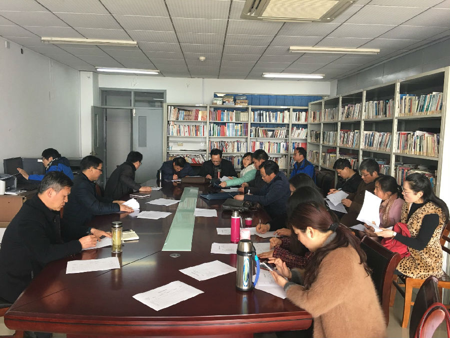 马克思主义学院第一、第二党支部召开专题民主生活会1.jpg